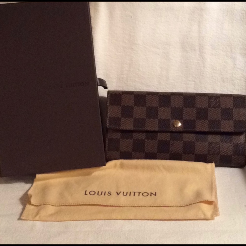 Louis Vuitton Damier Ebene Sarah Wallet